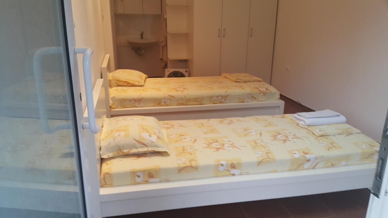 Stay Nexus Near Airport Софія Екстер'єр фото