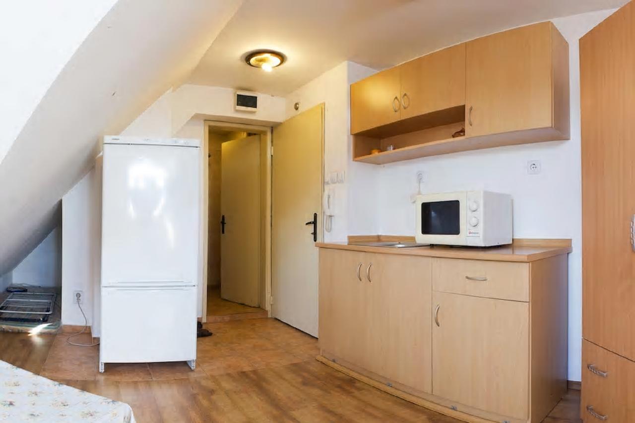 Stay Nexus Near Airport Софія Екстер'єр фото