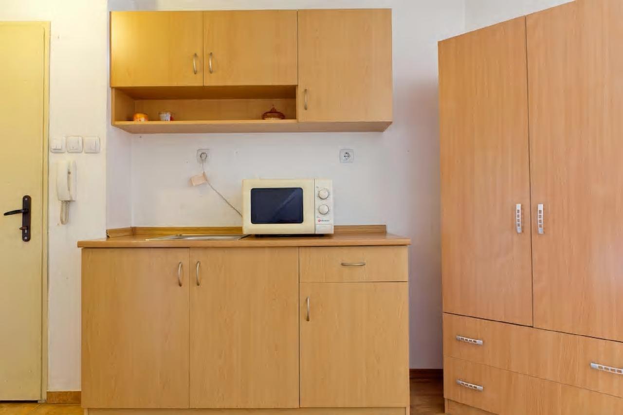 Stay Nexus Near Airport Софія Екстер'єр фото
